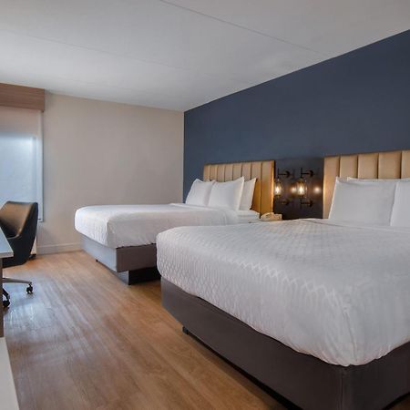 Best Western Plus Meadowlands Secaucus Exterior foto