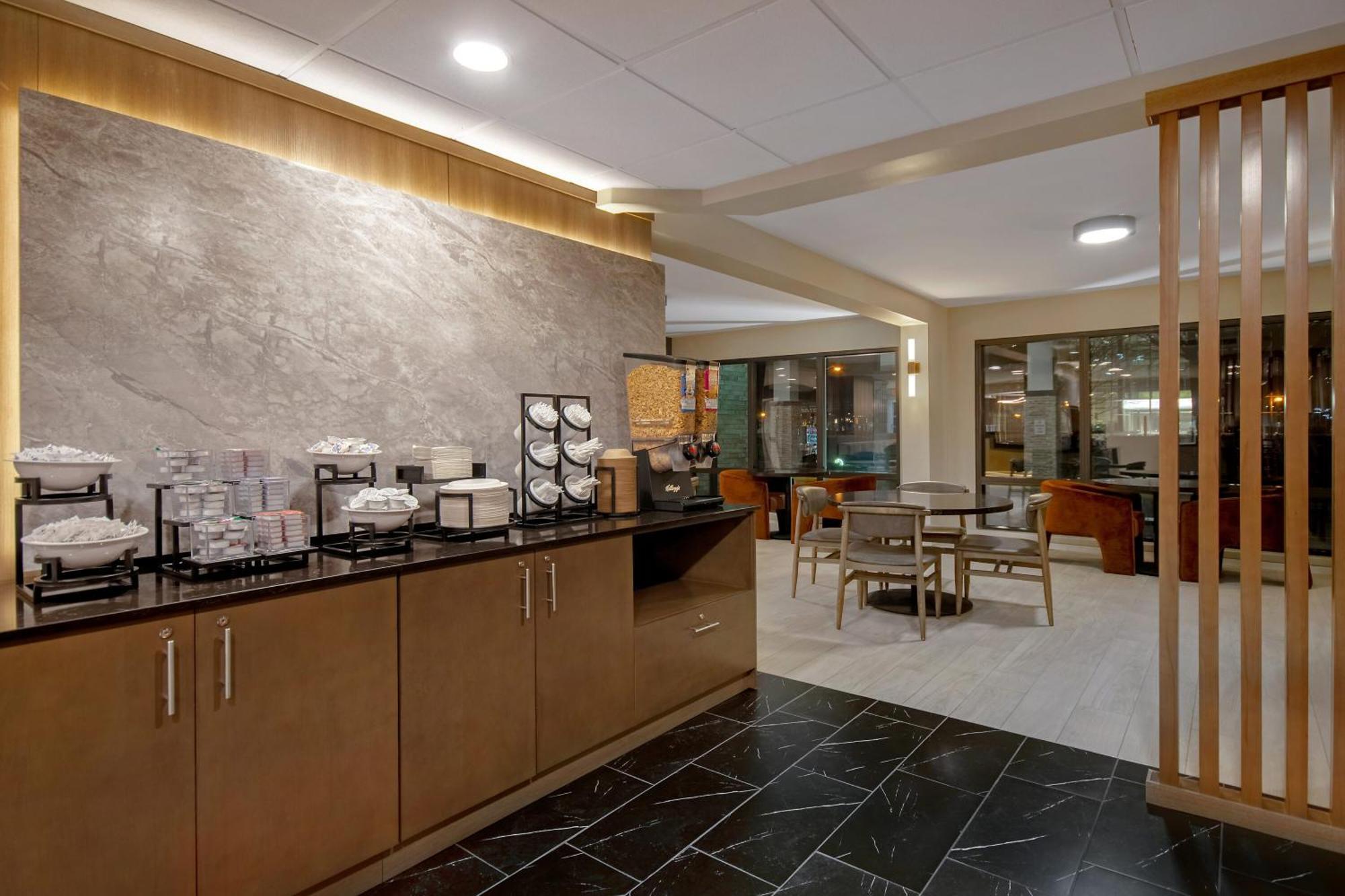 Best Western Plus Meadowlands Secaucus Exterior foto